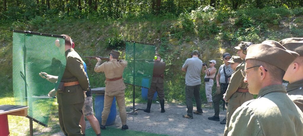 Czynny udział w zawodach strzeleckich na strzelnicy KSS